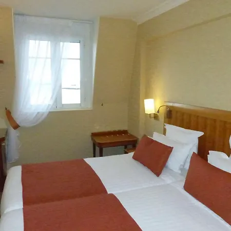 Western Alexandra Ξενοδοχείο 4*